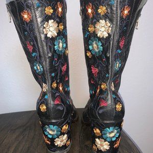 Old Gringo Floral Lace Up Boots.
